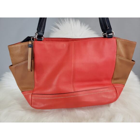 Coach Carrie Color Block Tote # F24065 Camel Navy Leather Old Money Large Purse - Picture 9 of 13